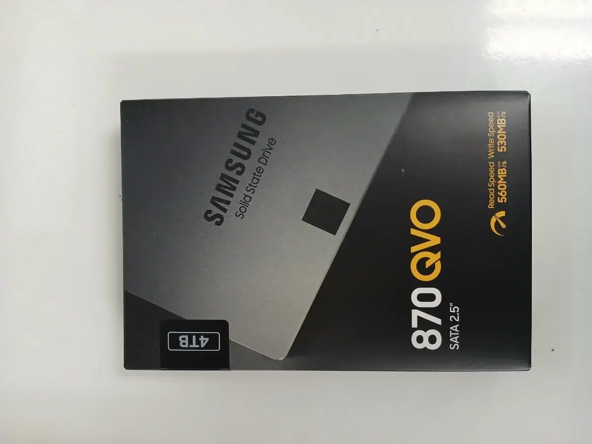 미개봉 삼성전자 870 QVO 4TB